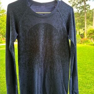 lululemon athletica Black Long Sleeve Tee